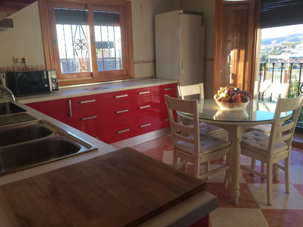 Bonita Casa En Barrio De Monachil Apartment กรานาดา ภายนอก รูปภาพ