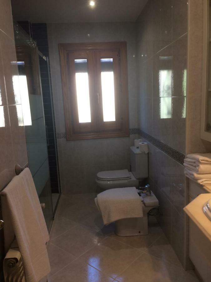 Bonita Casa En Barrio De Monachil Apartment กรานาดา ภายนอก รูปภาพ